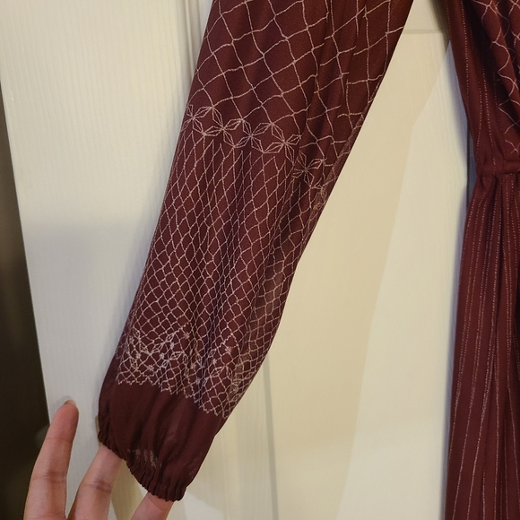 3/$50 - Vintage Burgundy Dress - NuMode - Size M/L - Picture 2 of 6
